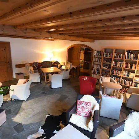 Hotel Ucliva 3*