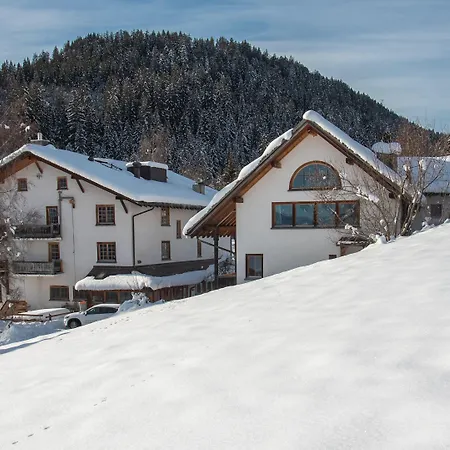 Hotel Ucliva 3*