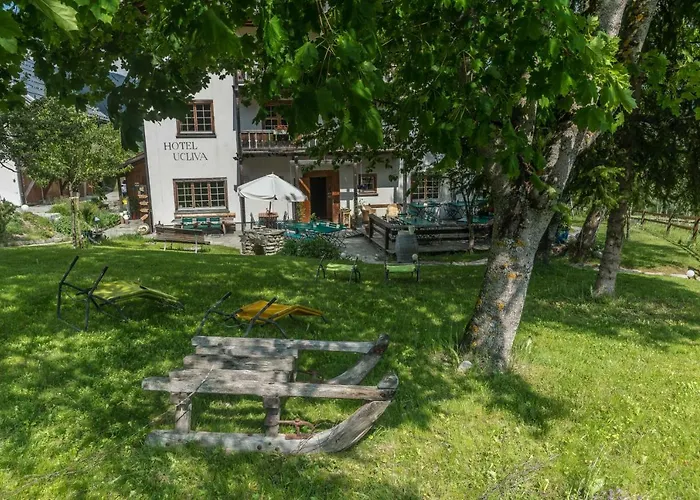 Ucliva Hotel 3*