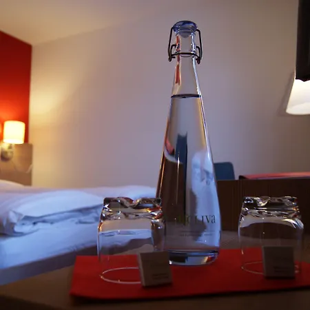 Отель Hotel Ucliva 3*